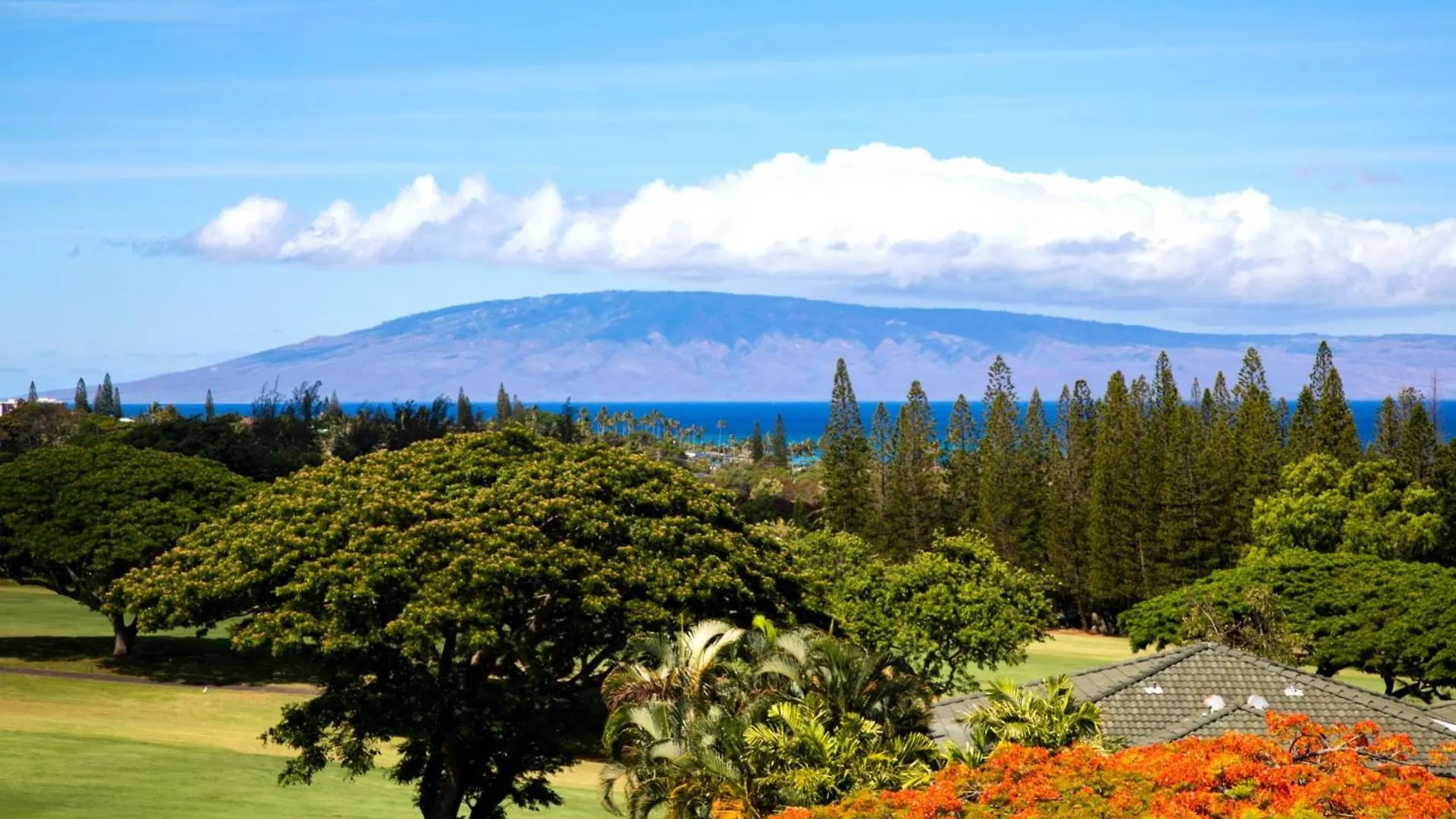 Kapalua Golf Villa: Ocean View Retreat with Complimentary Car Kahana Apartment