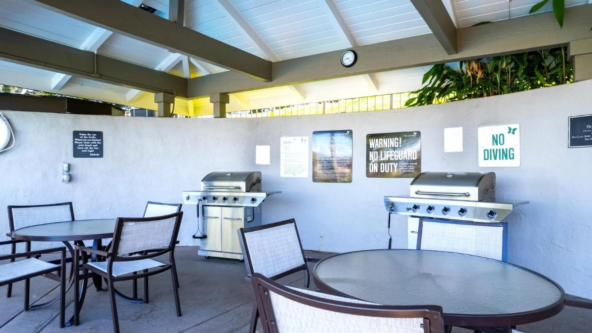 Kapalua Golf Villa: Ocean View Retreat with Complimentary Car Kahana Apartment